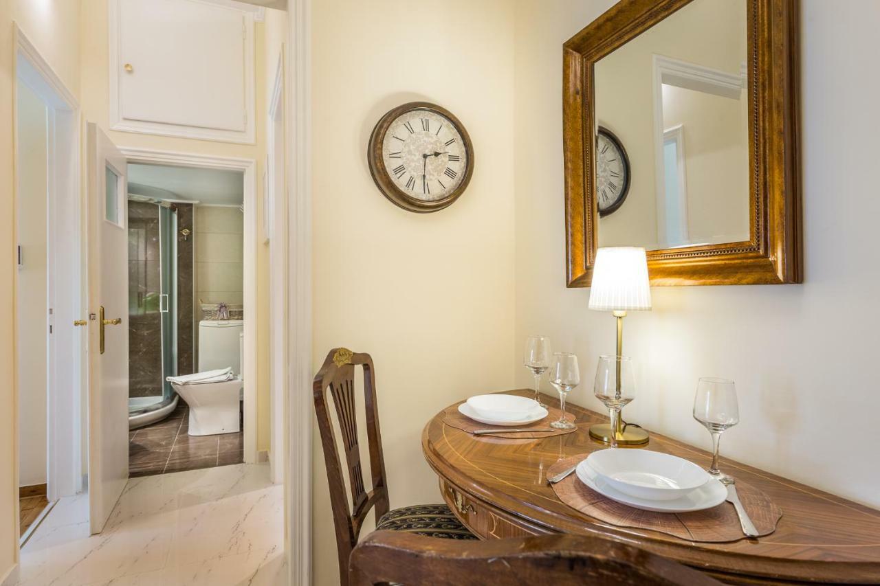 אתונה Chic Flat In Kolonaki Next To American Embassy מראה חיצוני תמונה