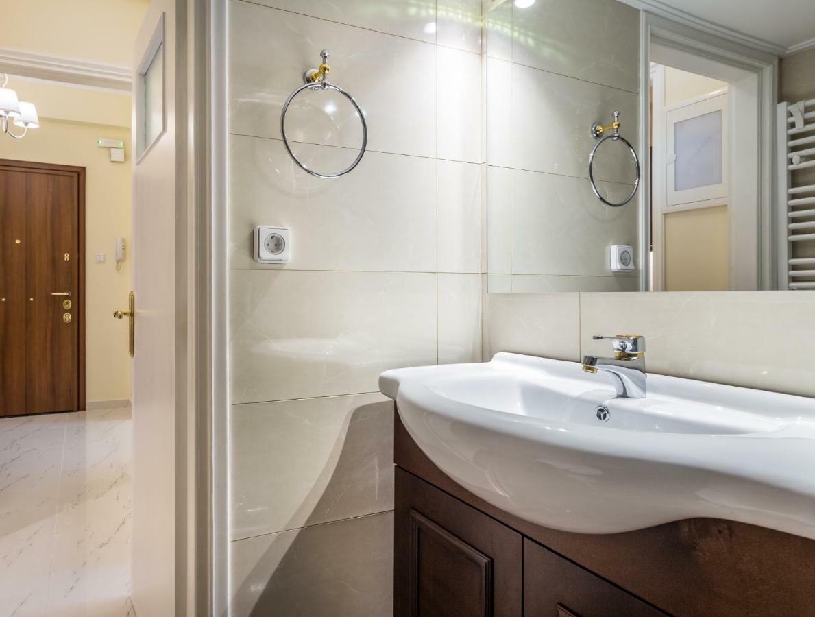 אתונה Chic Flat In Kolonaki Next To American Embassy מראה חיצוני תמונה